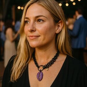 NWOT Karli Buxton Matte Black 36” Chain Necklace With Pink Pave Lips Double